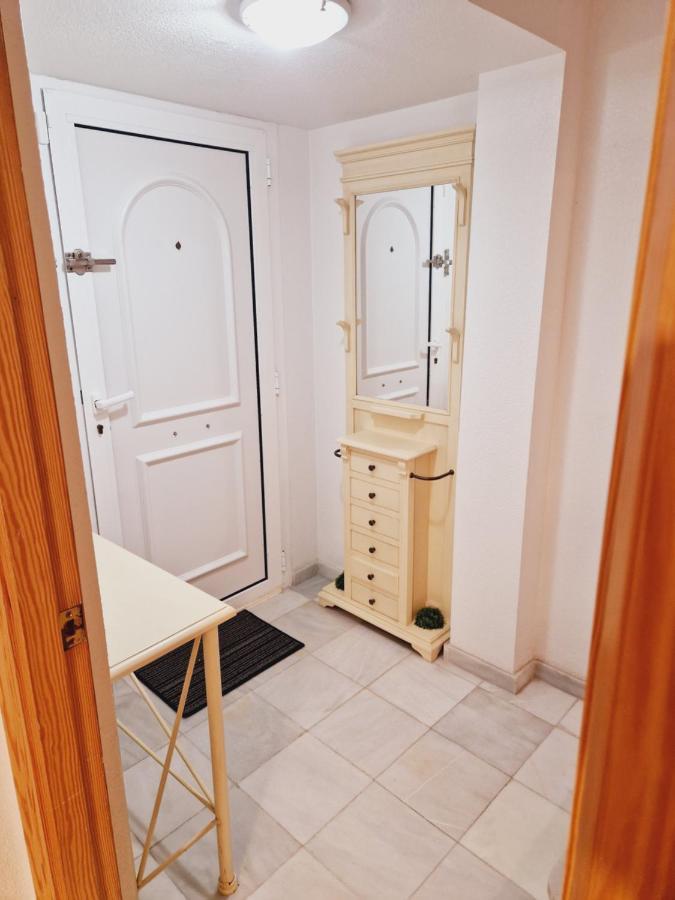 Magnifico Chalet Adosado En Torrevieja, Alicante. Dış mekan fotoğraf