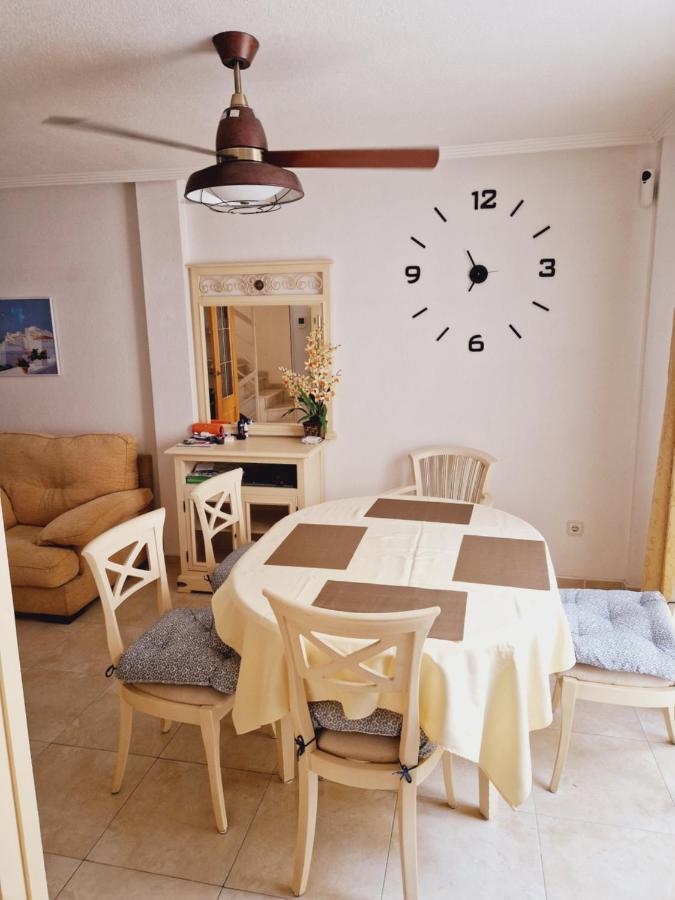 Magnifico Chalet Adosado En Torrevieja, Alicante. Dış mekan fotoğraf