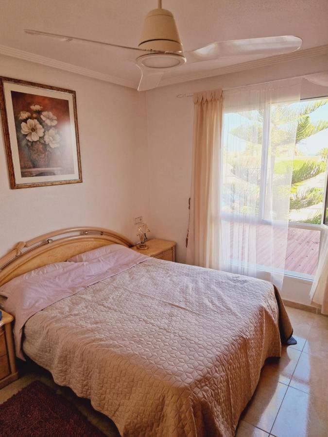 Magnifico Chalet Adosado En Torrevieja, Alicante. Dış mekan fotoğraf