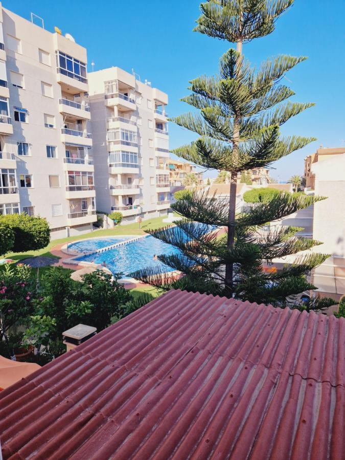 Magnifico Chalet Adosado En Torrevieja, Alicante. Dış mekan fotoğraf