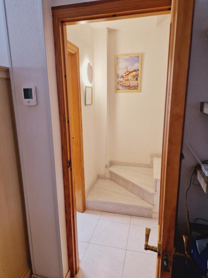 Magnifico Chalet Adosado En Torrevieja, Alicante. Dış mekan fotoğraf